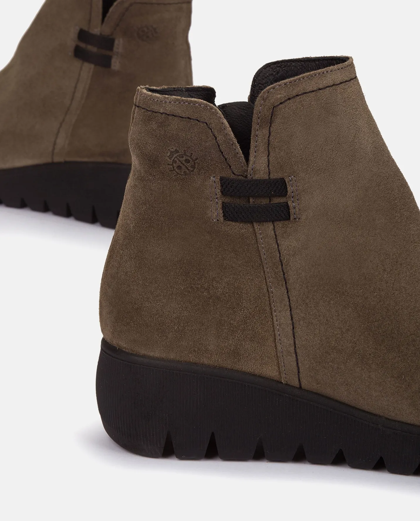 botn_de_cua_atenas_gris_2.webp Yokono Botín De Cuña ATENAS-032 GRIS | Mujer Botines