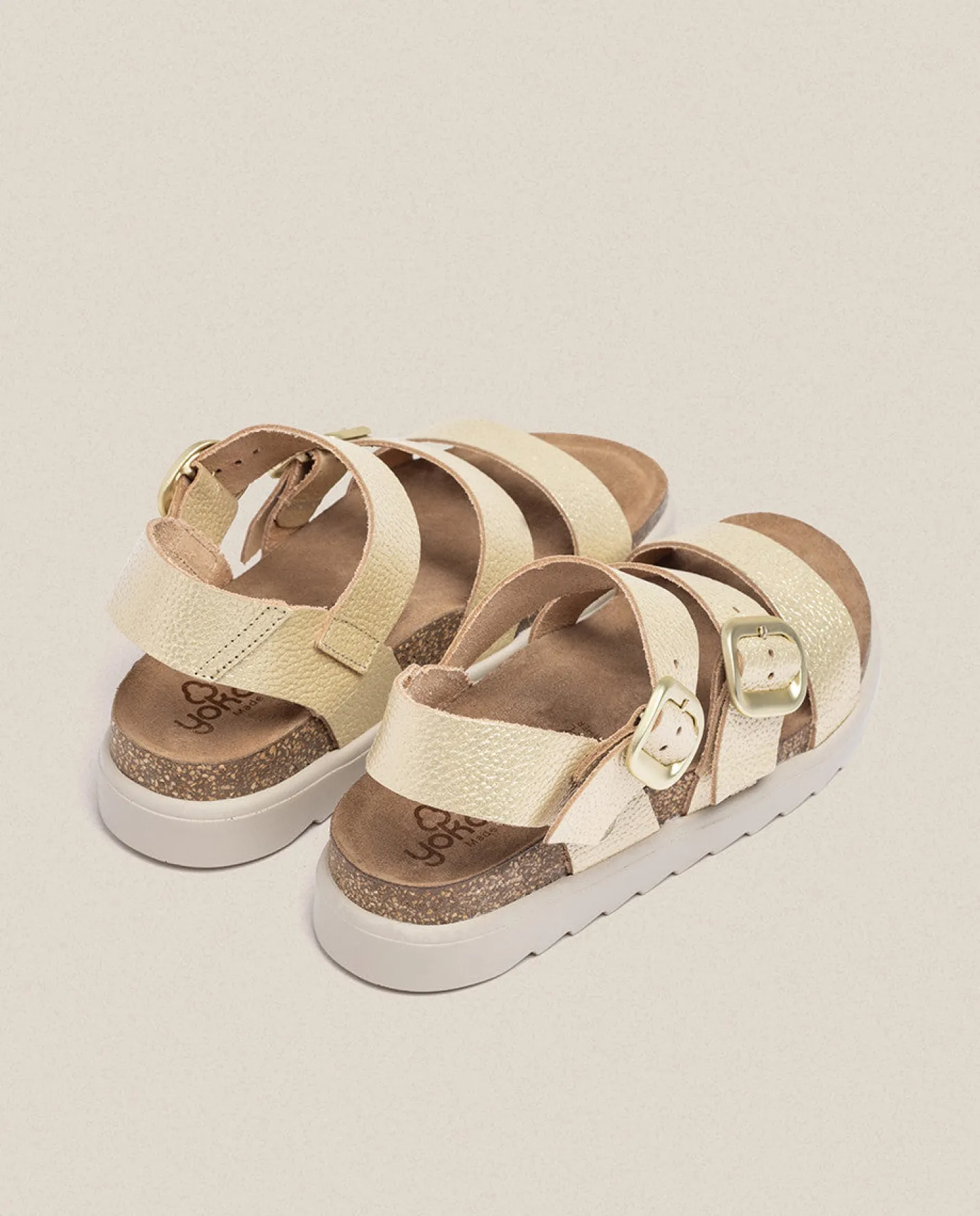 sandalia_de_plataforma_tu_3-7.webp Yokono Sandalia De Plataforma Tunez 127 Dorado | Mujer Sandalias De Plataforma